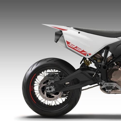 Ducati 937 XSM, l'altra Hypermotard su base DesertX (4)