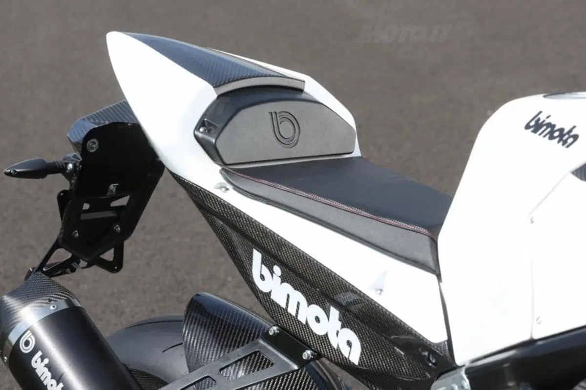 Bimota BB3 (32)
