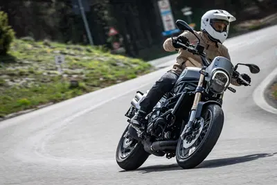 Benelli Leoncino 800 Trail TEST. Insospettabilmente sportiva