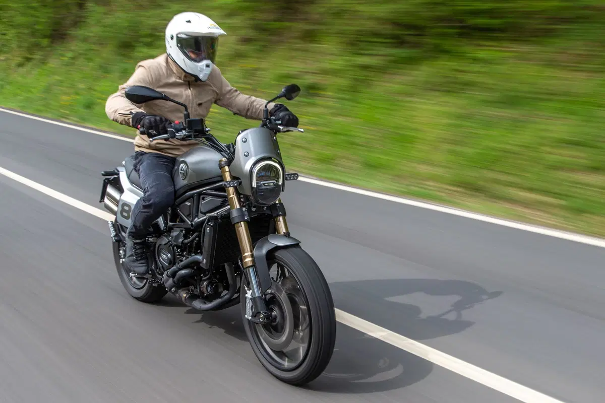 Benelli Leoncino 800 Trail TEST. Insospettabilmente sportiva (2)