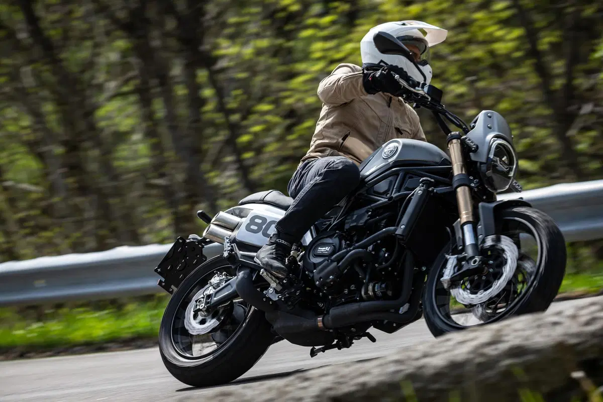 Benelli Leoncino 800 Trail TEST. Insospettabilmente sportiva (5)