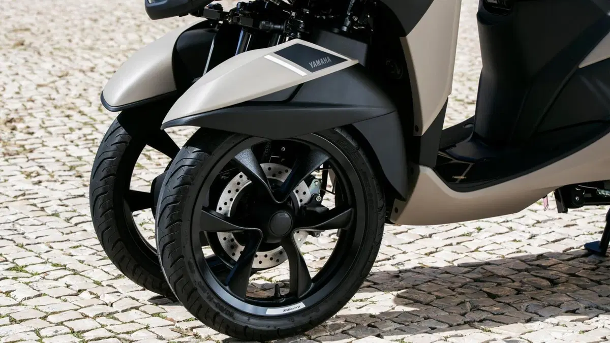 Yamaha Tricity 125 e Tricity 155: novità per le versioni 2022. Dati e prezzi (17)