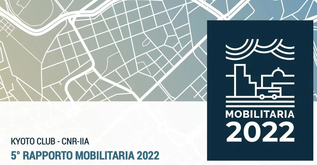 Sempre pi&ugrave; mobilit&agrave; dolce, ma l'inquinamento resta