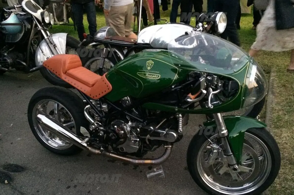 Wheels & Waves: Epoca e Special protagoniste del raduno di Biarritz (3)