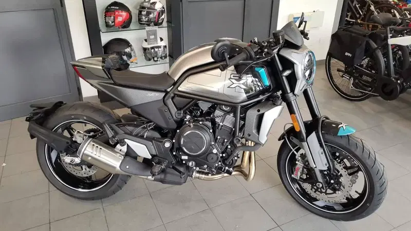 CFMOTO 700CL-X Sport (2022 - 26)