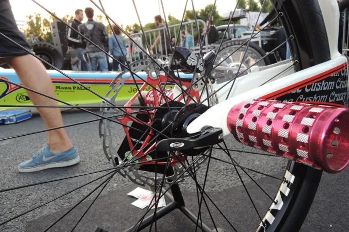Wheels & Waves: Epoca e Special protagoniste del raduno di Biarritz (33)