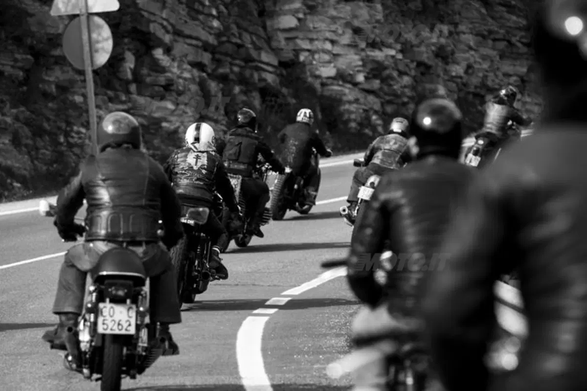 Wheels & Waves: Epoca e Special protagoniste del raduno di Biarritz (59)