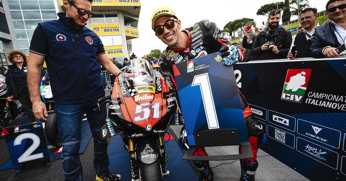 Civ 2022. Nel sabato di Vallelunga vittoria in fuga per Michele Pirro, all'ultima curva per Massimo Roccoli [VIDEO]