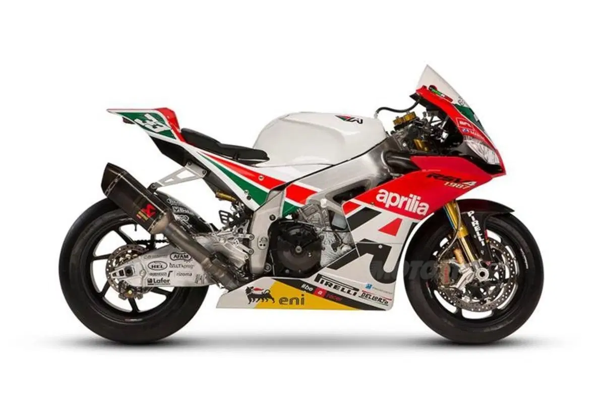 Aprilia, a Misano le RSV4 in livrea celebrativa (10)