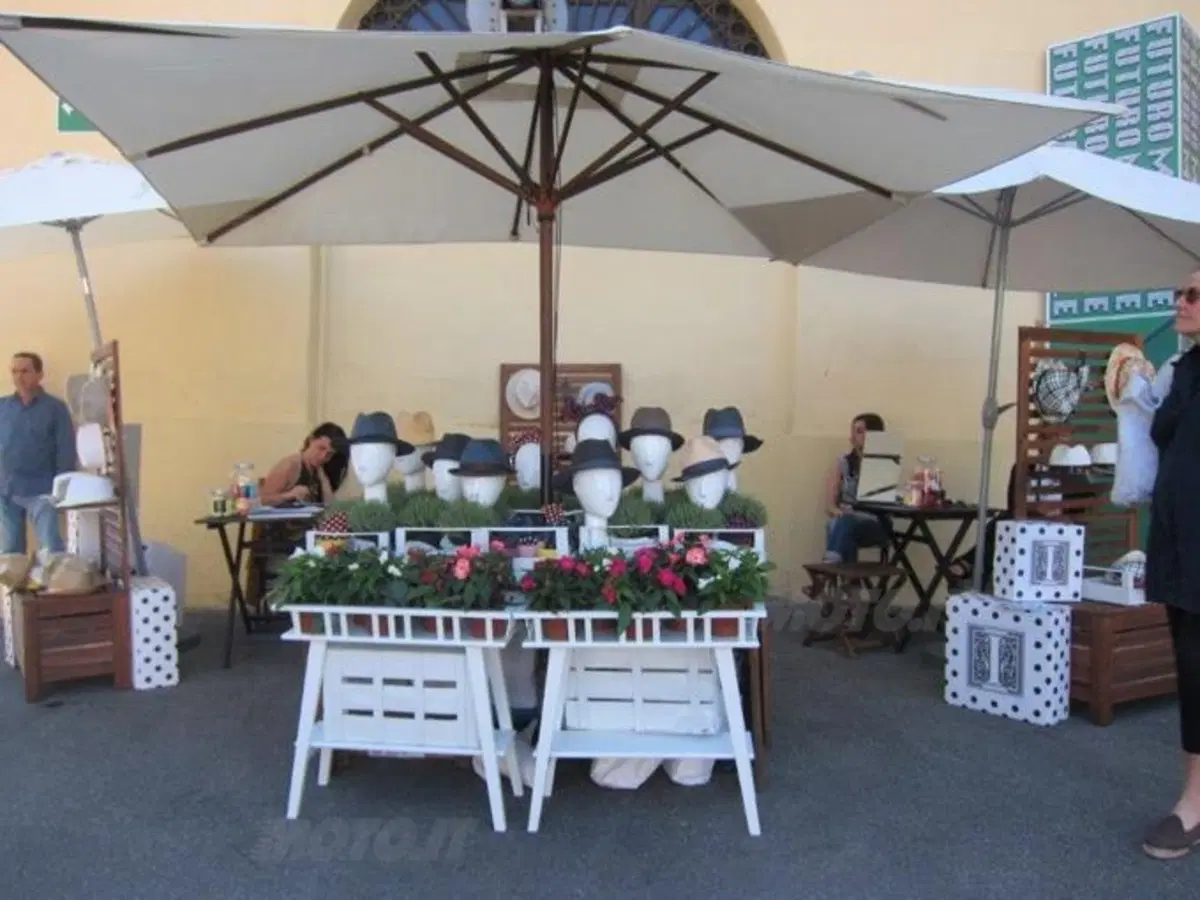 Pitti Uomo Firenze, la moto va di moda (27)