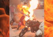 India. Maxi richiamo di scooter elettrici, prendono fuoco