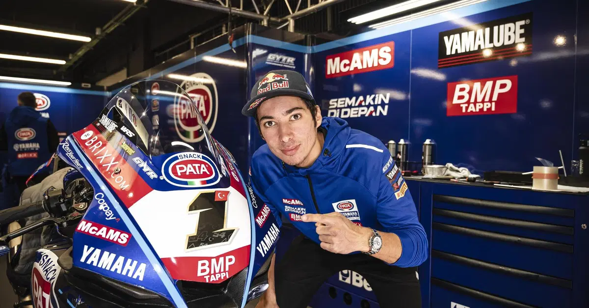 MotoGP 2022. Toprak Razgatlioglu prova la M1. Lin Jarvis apre al suo arrivo in MotoGP: "Prima viene e meglio &egrave;"