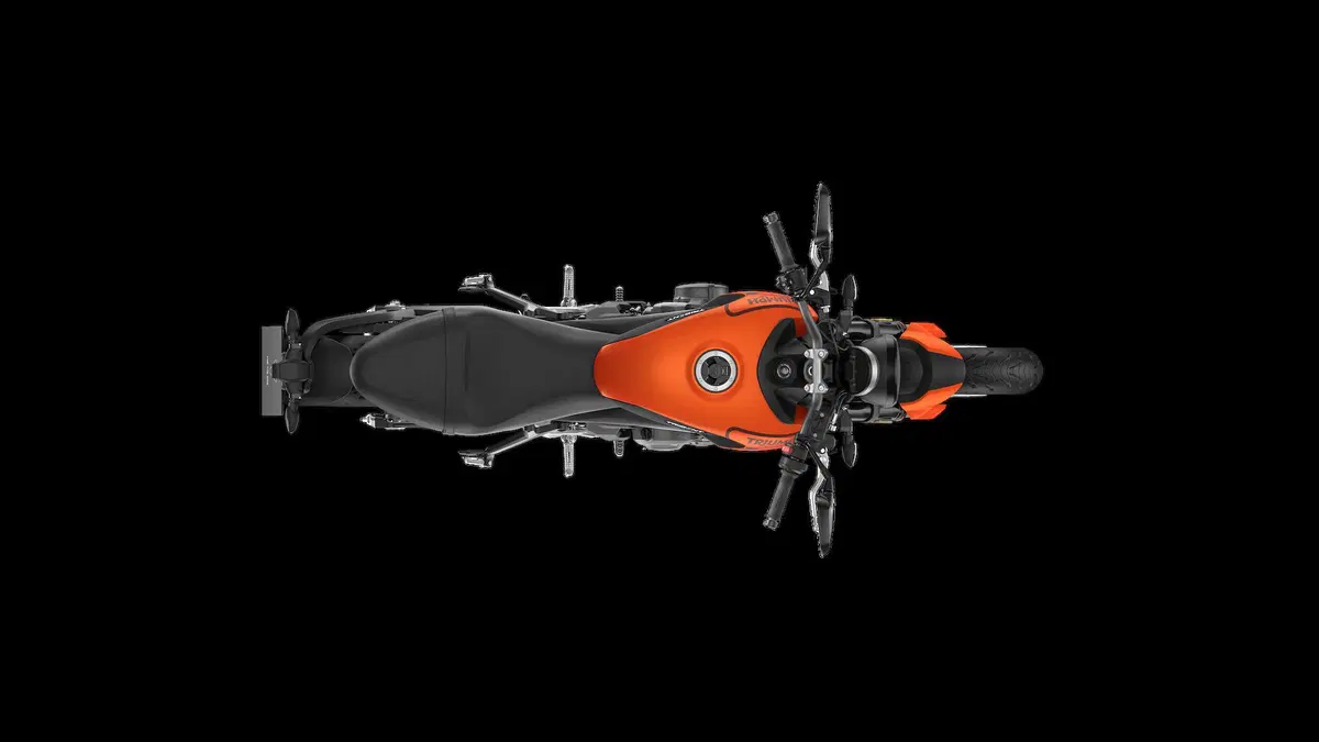 Triumph: nuove colorazioni per roadster e Rocket (7)
