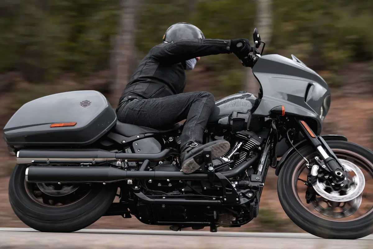 Harley-Davidson Low Ride ST e Nighster, sportività in chiave USA (5)