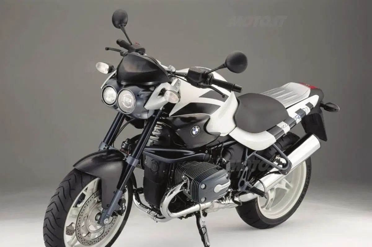Le Belle e Possibili di Moto.it: BMW R1150R Rockster (6)
