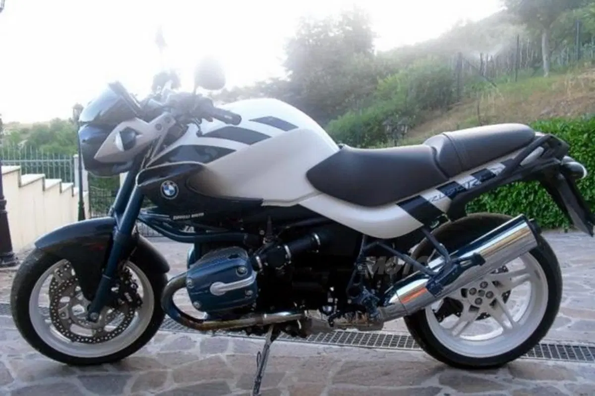 Le Belle e Possibili di Moto.it: BMW R1150R Rockster (8)