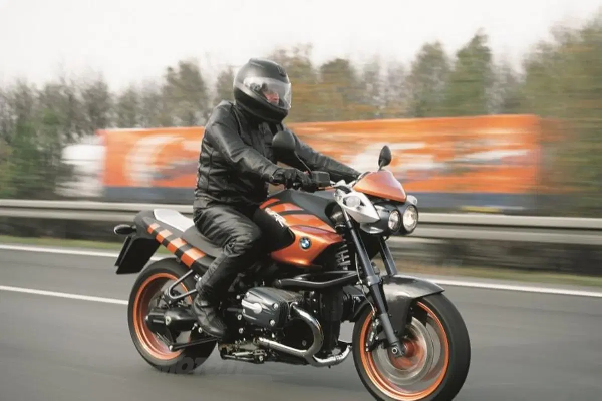 Le Belle e Possibili di Moto.it: BMW R1150R Rockster (15)