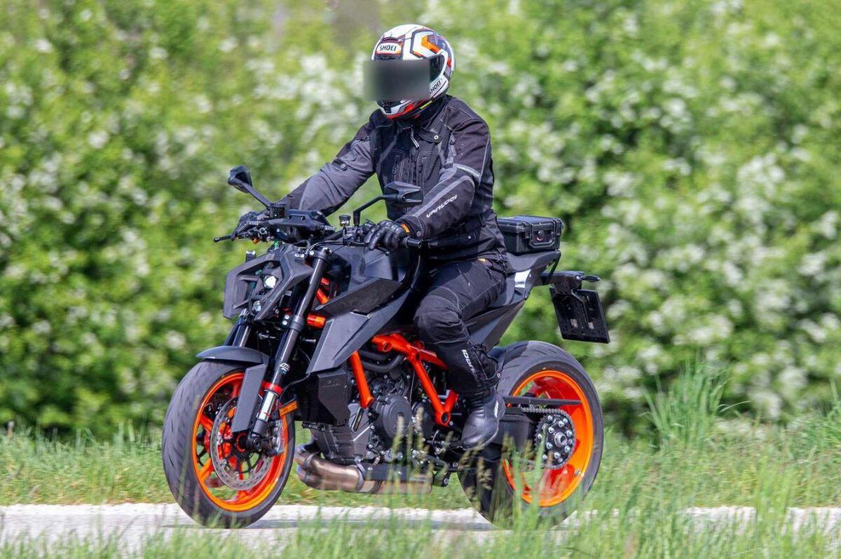 Nuova Ktm Super Duke R Foto Spia News Moto It