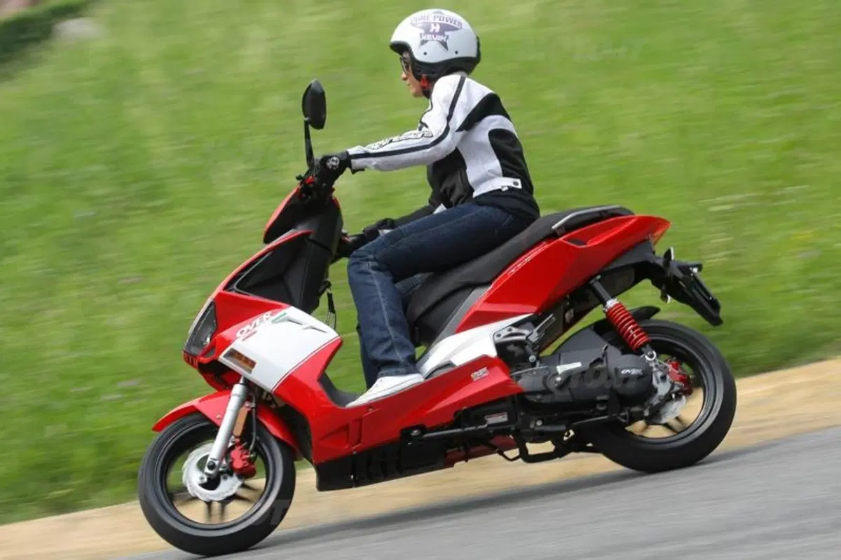 Overbikes Thor 50 e 125 (7)