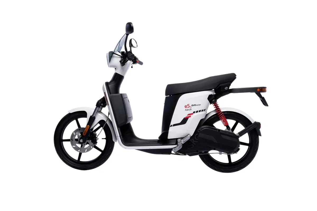 Askoll presenta i MY 2022. Scooter più "facili" e "muscolosi" (23)