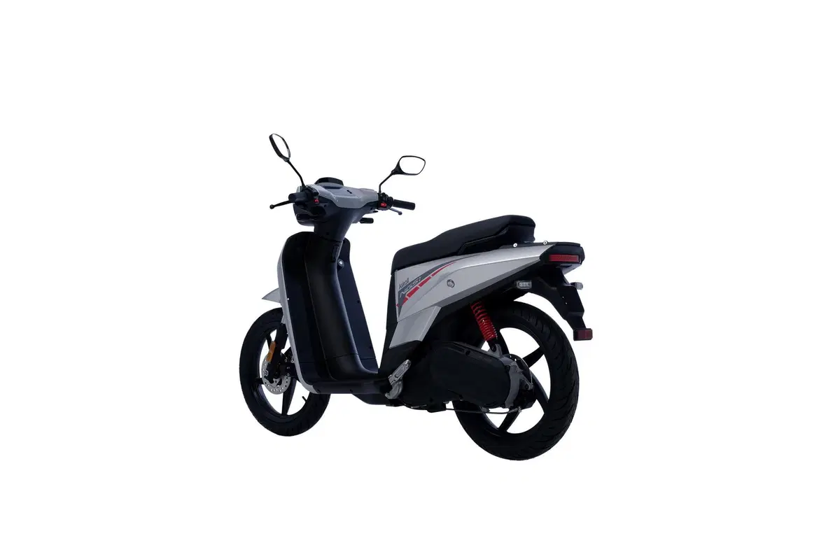 Askoll presenta i MY 2022. Scooter più "facili" e "muscolosi" (16)
