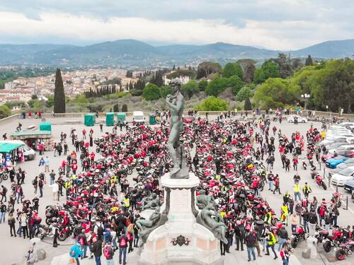 Ducati #WeRideAsOne: oltre 13.000 Ducatisti hanno sfilato in tutto il mondo (6)