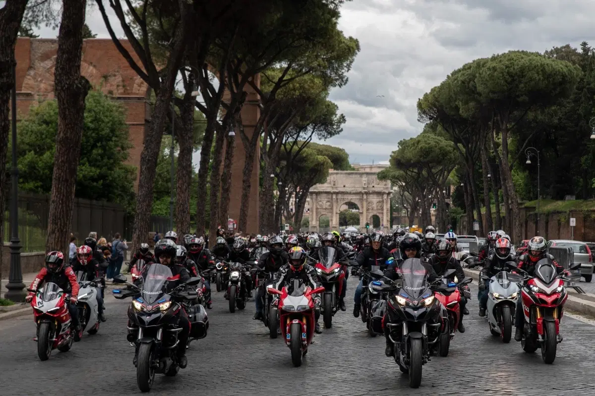 Ducati #WeRideAsOne: oltre 13.000 Ducatisti hanno sfilato in tutto il mondo (13)