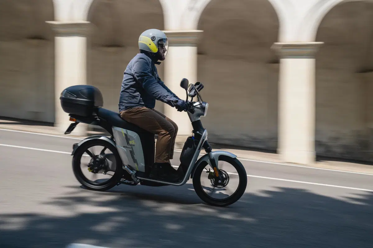 Askoll presenta i MY 2022. Scooter più "facili" e "muscolosi" (2)