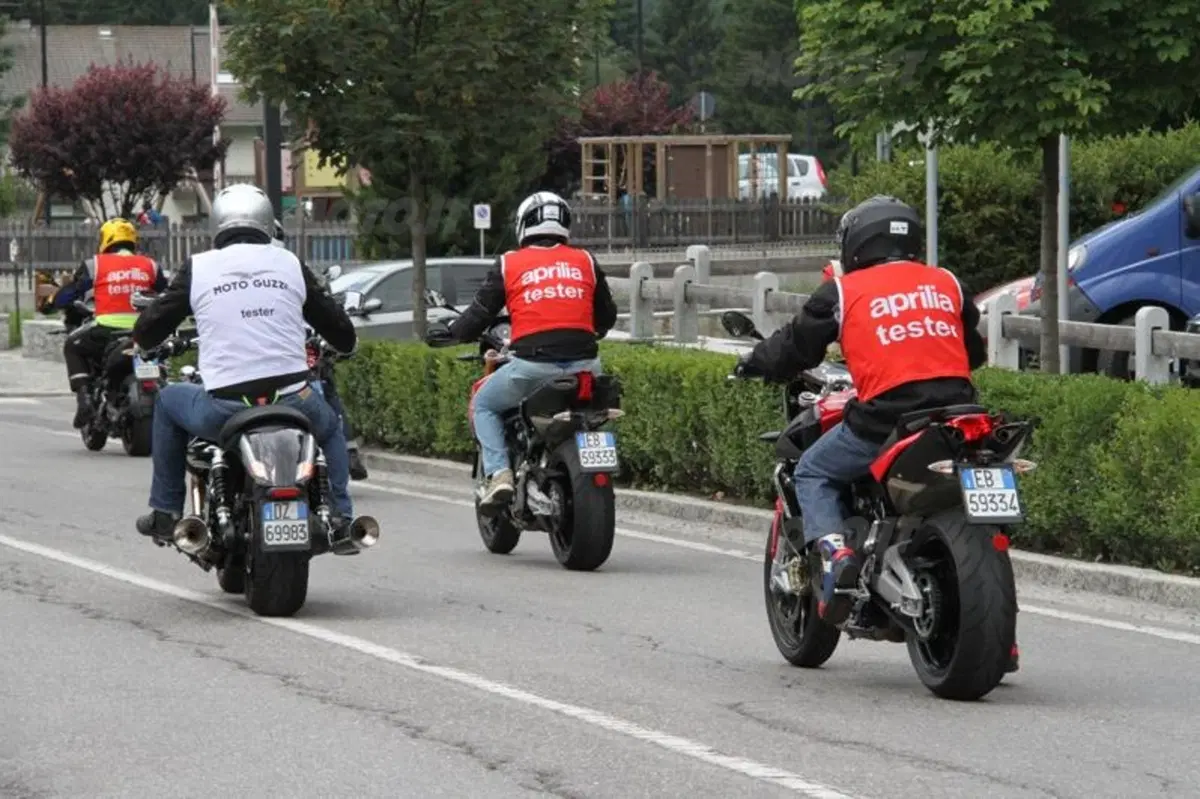 Marco D’Acunzo (Aprilia, Moto Guzzi): "Tuono e Caponord, due moto da provare!" (2)