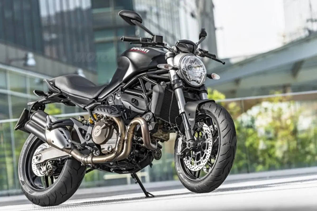 Ducati Monster 821 (16)