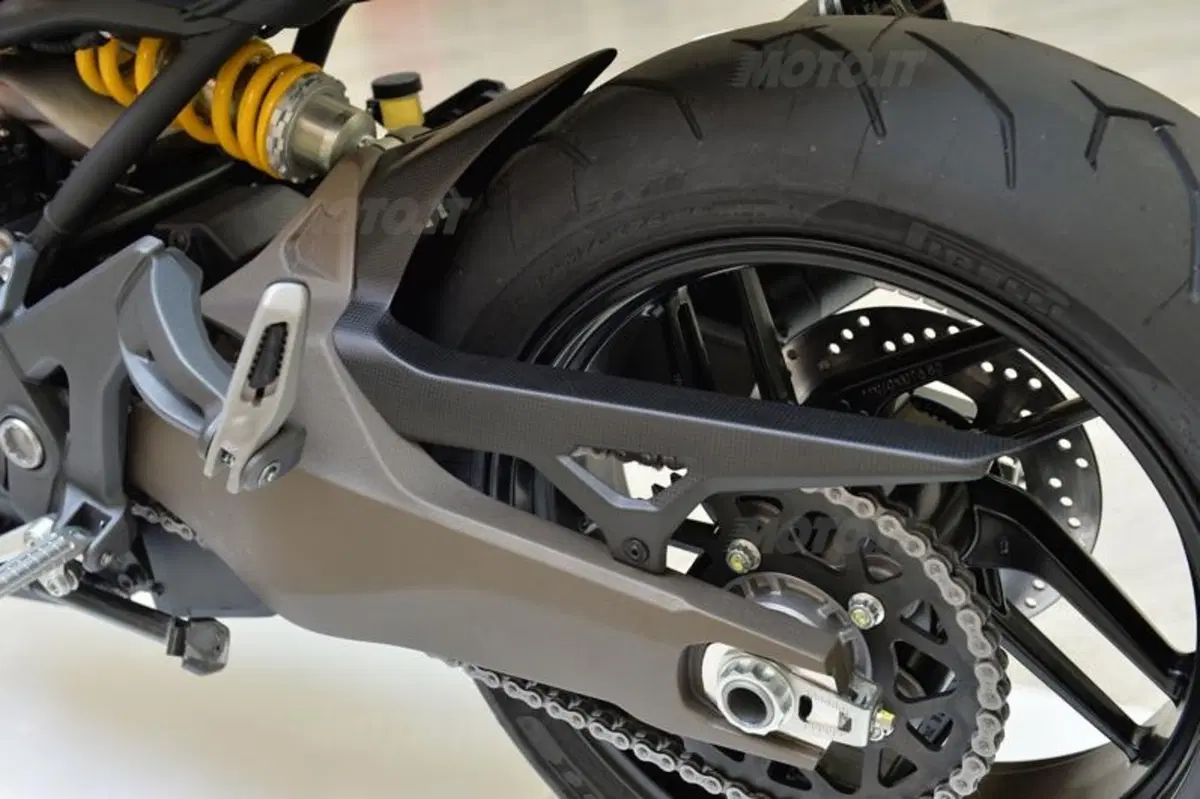Ducati Monster 821 (30)