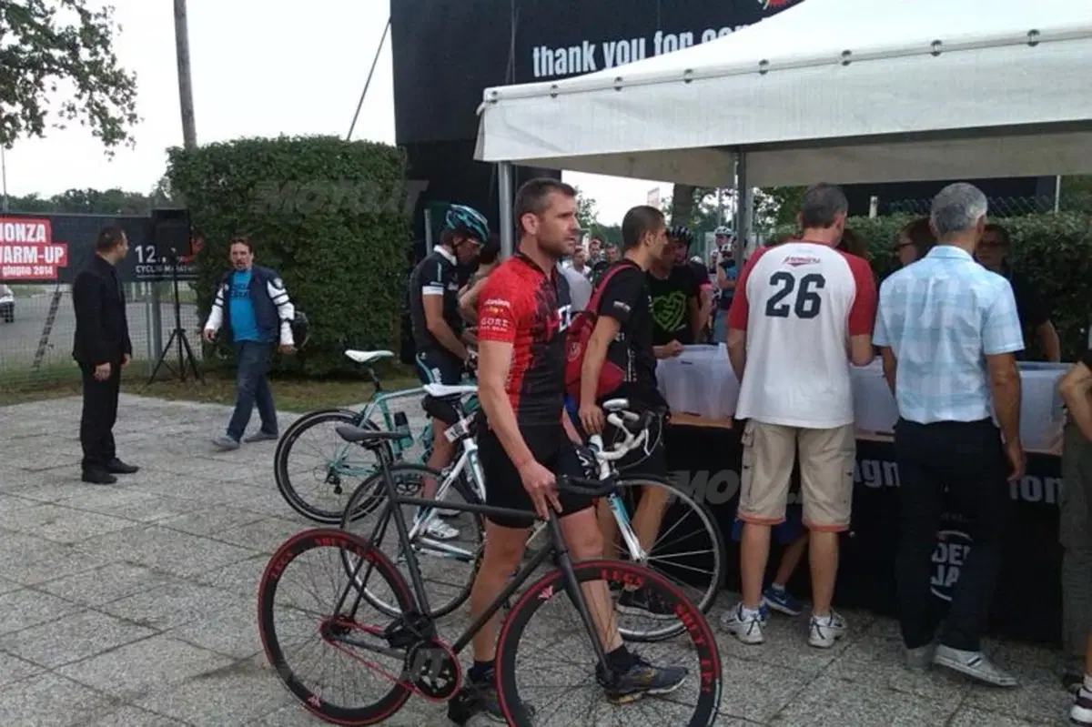 12 Ore Cycling Marathon: sulla pista di Monza dal tramonto all’alba (5)