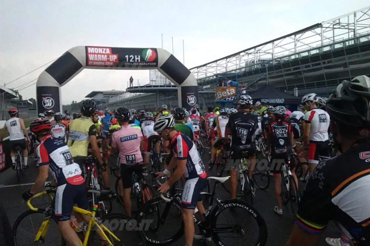 12 Ore Cycling Marathon: sulla pista di Monza dal tramonto all’alba (23)