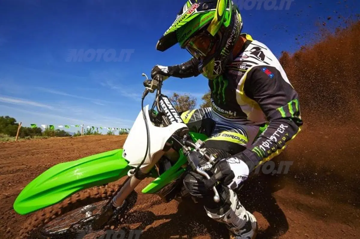 Nuove Kawasaki KX250F e KX450F My2015 (3)