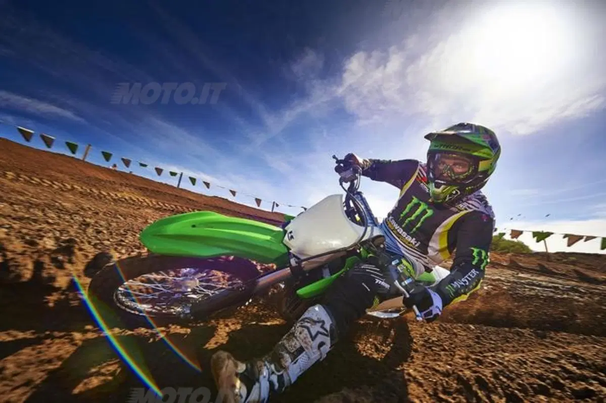 Nuove Kawasaki KX250F e KX450F My2015 (4)