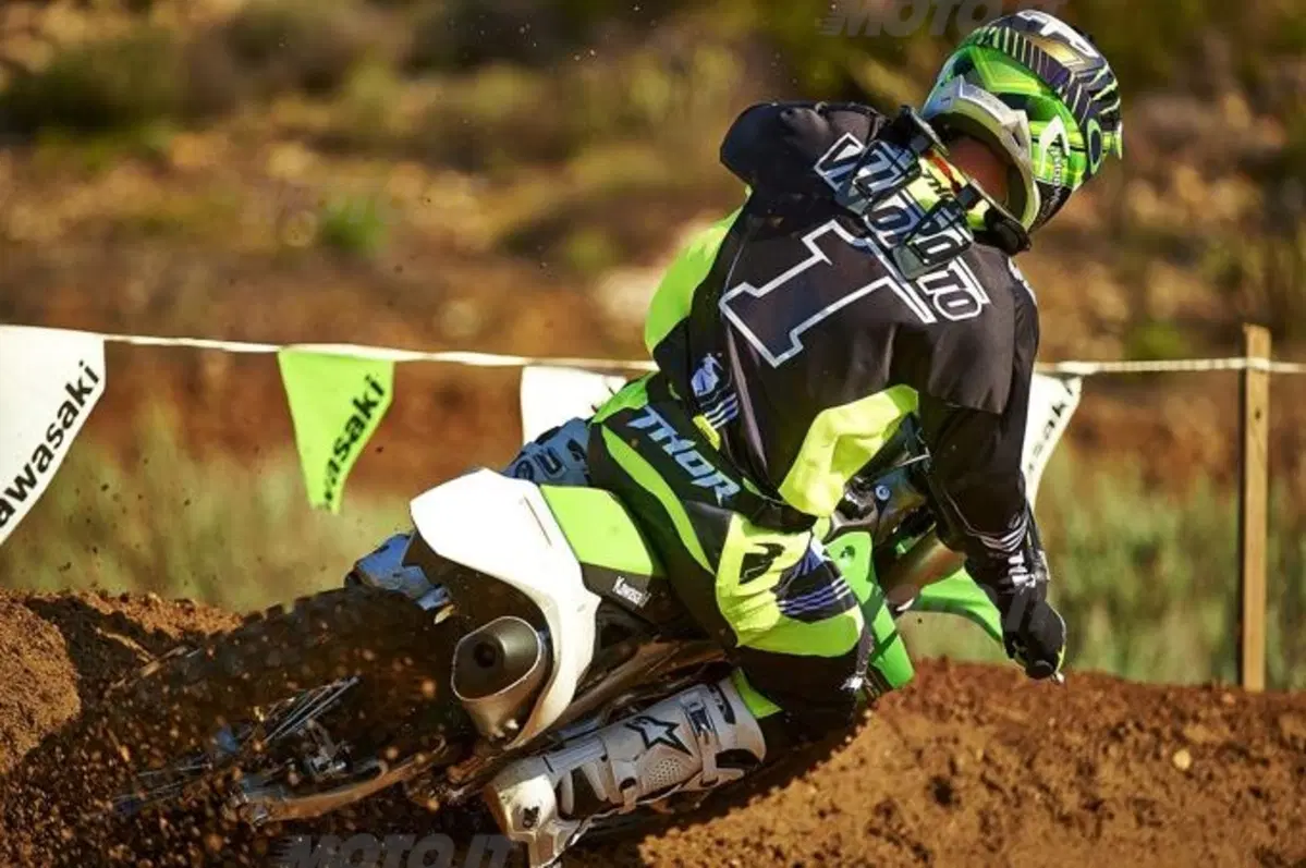 Nuove Kawasaki KX250F e KX450F My2015 (12)
