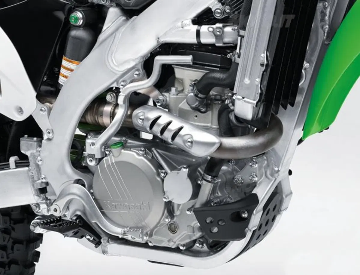 Nuove Kawasaki KX250F e KX450F My2015 (32)