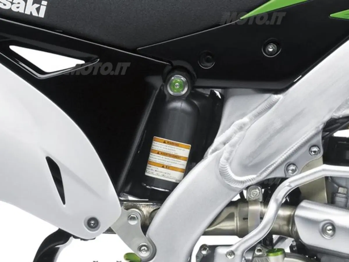 Nuove Kawasaki KX250F e KX450F My2015 (53)