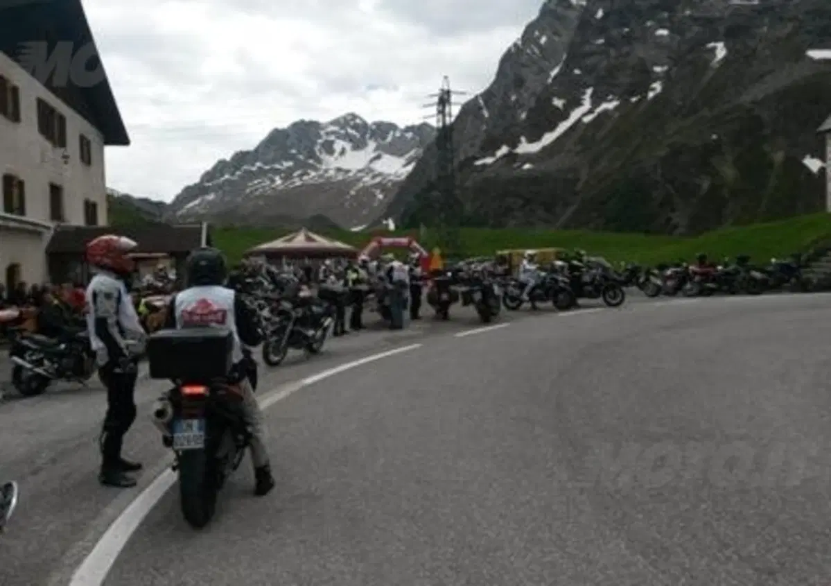 "20.000 pieghe" su una Triumph. Il diario