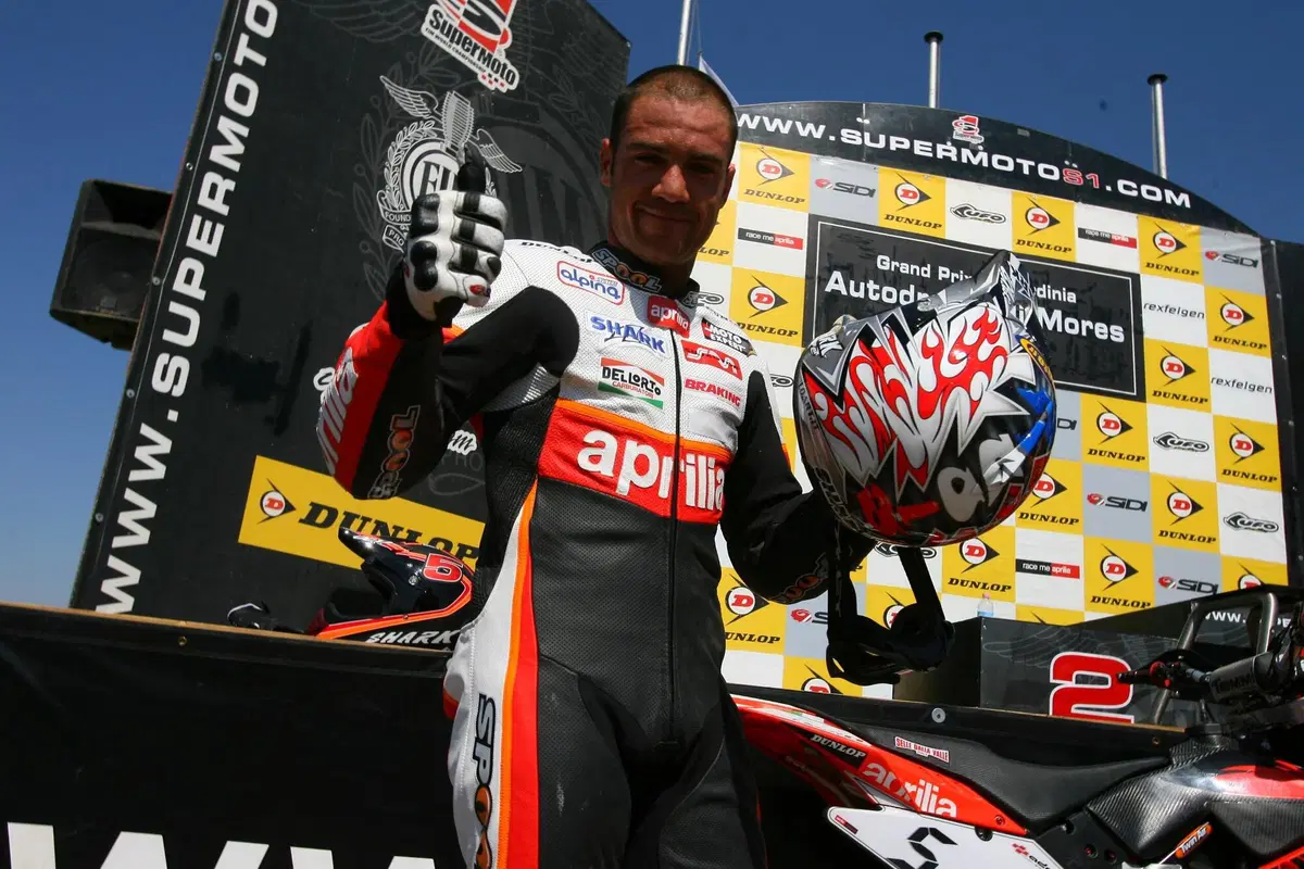 Aprilia: la grande avventura delle RXV bicilindriche Enduro, Supermotard e Cross (7)