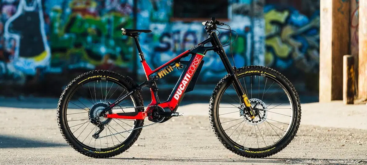 Ducati Corse TK-01 RR Limited Edition: TEST anteprima dell'e-Enduro top di gamma (4)