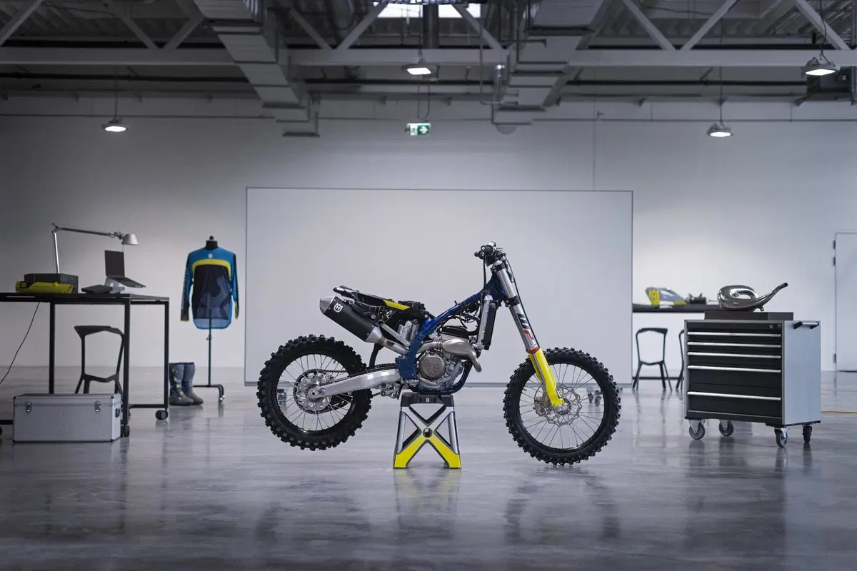 Husqvarna TC e FC: novità importanti per la gamma Cross 2023 (10)