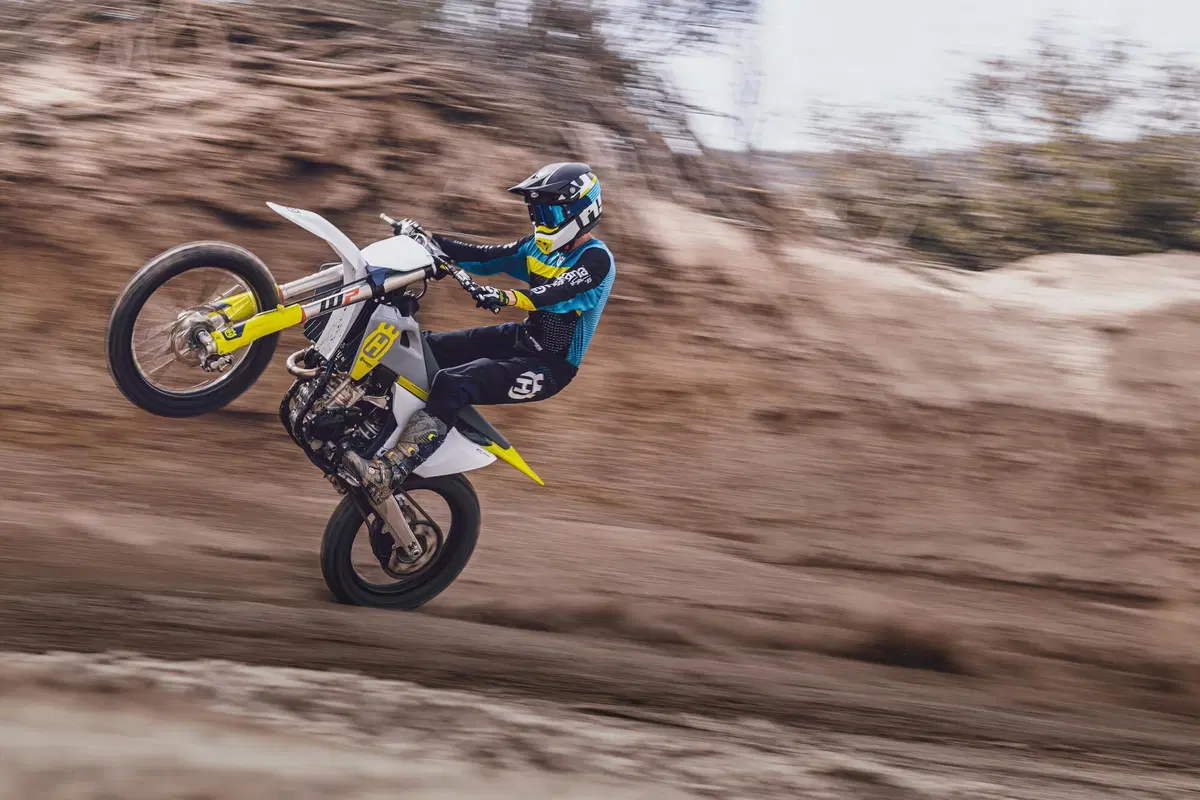 Husqvarna TC e FC: novità importanti per la gamma Cross 2023 (13)
