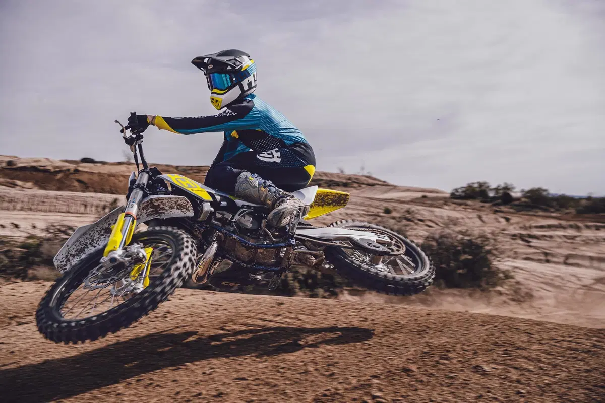 Husqvarna TC e FC: novità importanti per la gamma Cross 2023 (26)