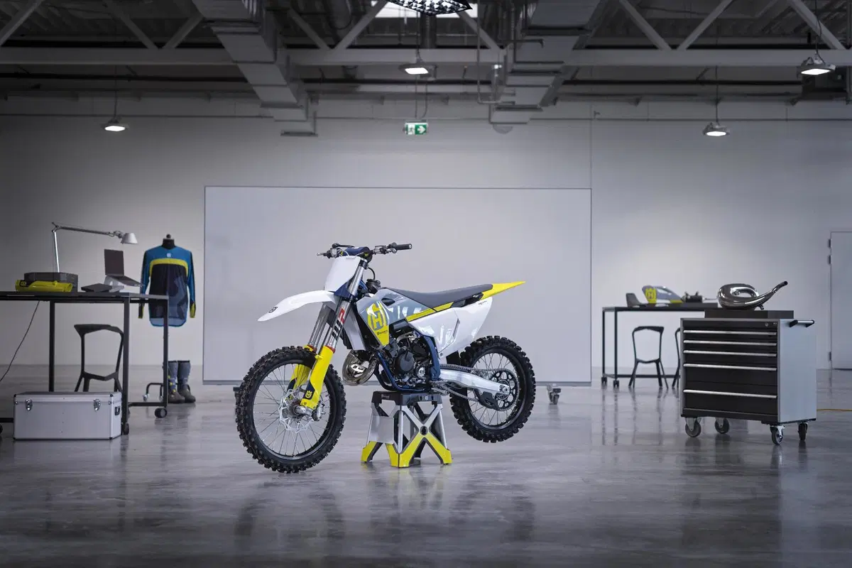 Husqvarna TC e FC: novità importanti per la gamma Cross 2023 (29)