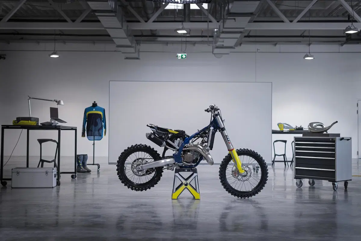 Husqvarna TC e FC: novità importanti per la gamma Cross 2023 (30)