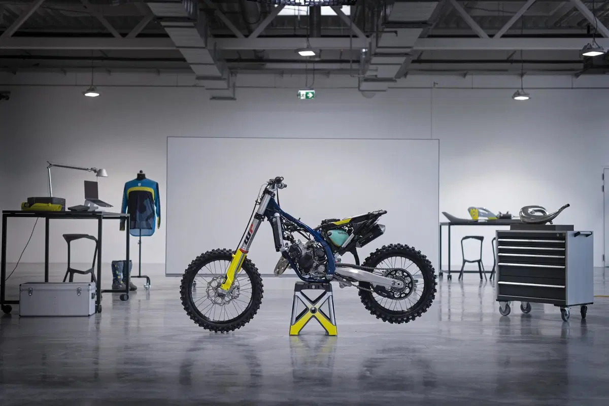 Husqvarna TC e FC: novità importanti per la gamma Cross 2023 (31)