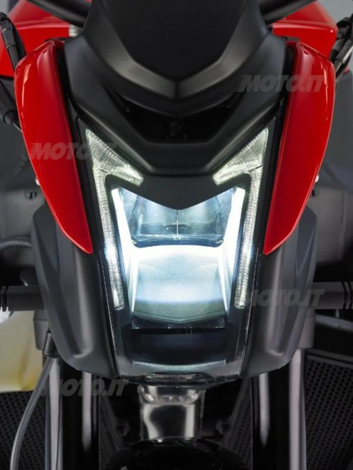 EBR 1190SX, tutti i dati (16)