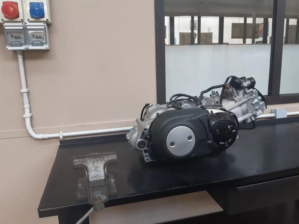 Yamaha forma i meccanici di domani anche a Roma (4)