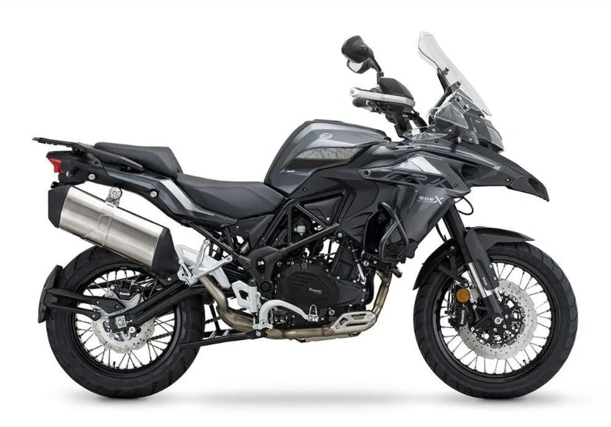 Benelli TRK 502 X. Rilasciata in Cina la nuova versione 2022 (4)